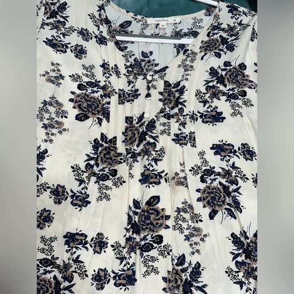 Fun2fun floral 3/4 sleeve shirt 1XL - Picture 4 of 5